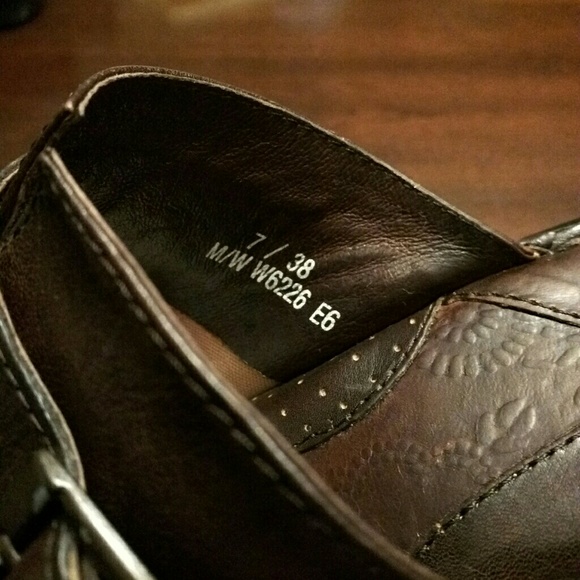 Born Slide-on Brown Leather Buckle Wedge Heel Clog - Picture 6 of 7